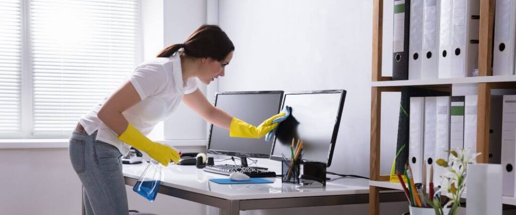 Dịch vụ vệ sinh văn phòng trọn gói tại Hà Nội ha2